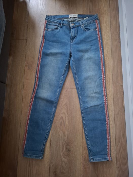 Spodnie jeansowe Denim Reserved 38 z lampasem