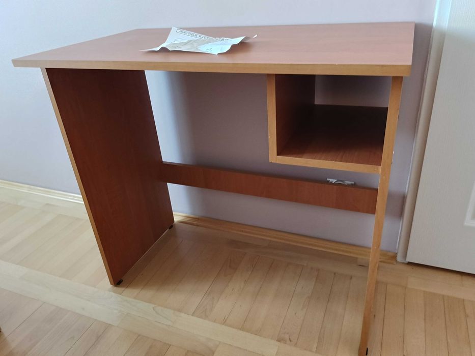 Biurko "Maciek" Olcha, dwie sztuki