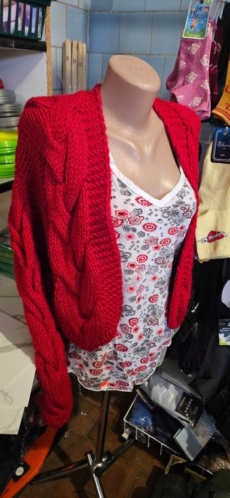 Кардиган ручна робота .М