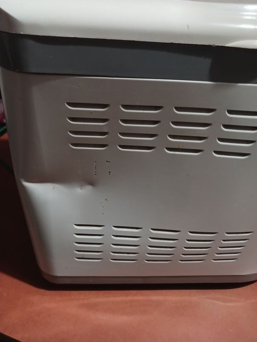 Хлібопіч LG HB - 206CE