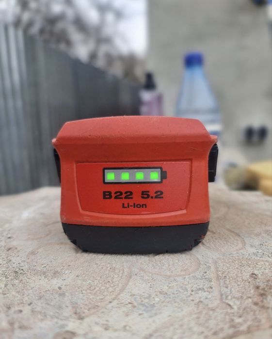 Швидкий зарядний пристрій та акамулятор В22 Hilti С 4/36-350 зарядка