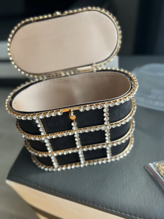 Torebka Kuferek Czarna Złoto Perły Nowa Cudna