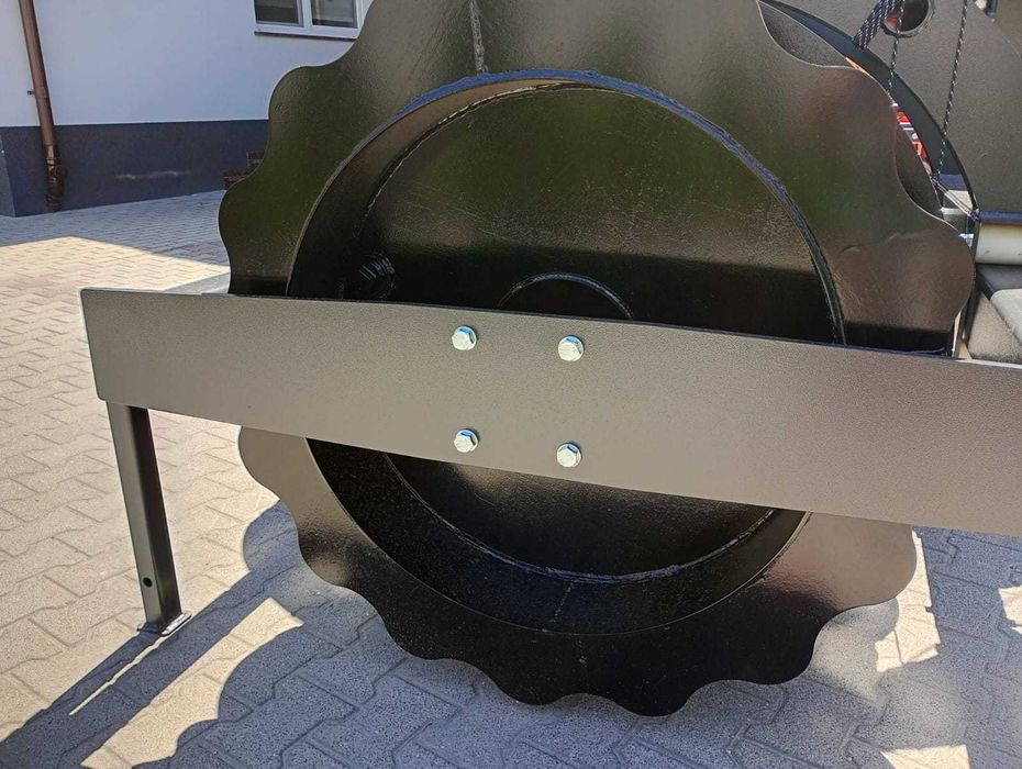 Wał Pryzmowy MT2 z dociskiem- Metal techniak-2025