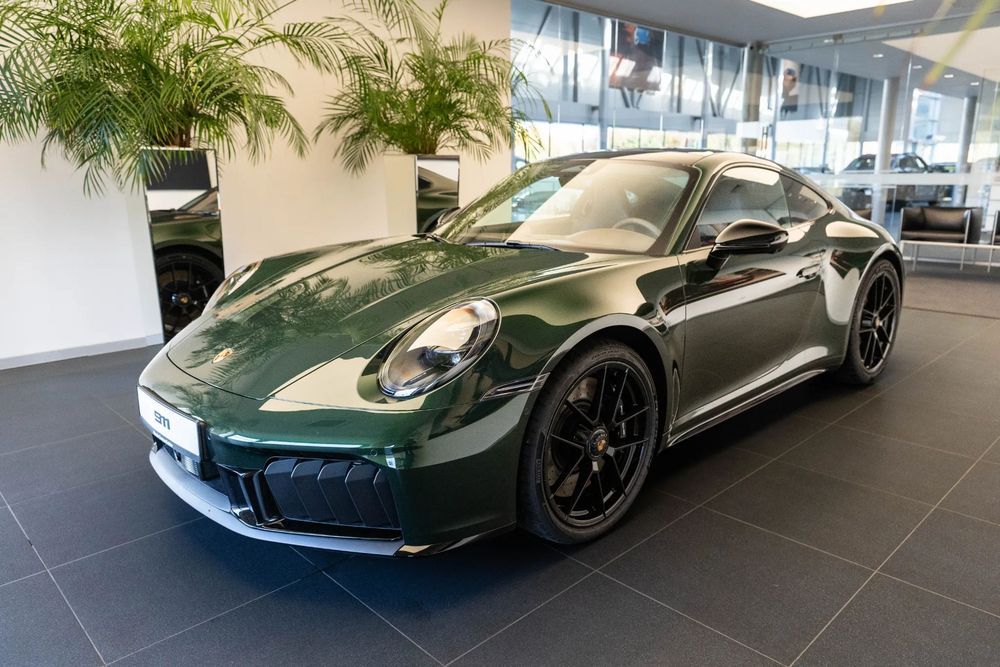Porsche 911 51YG0P - 2026