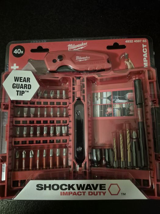 Milwaukee zestaw bitów + nóż