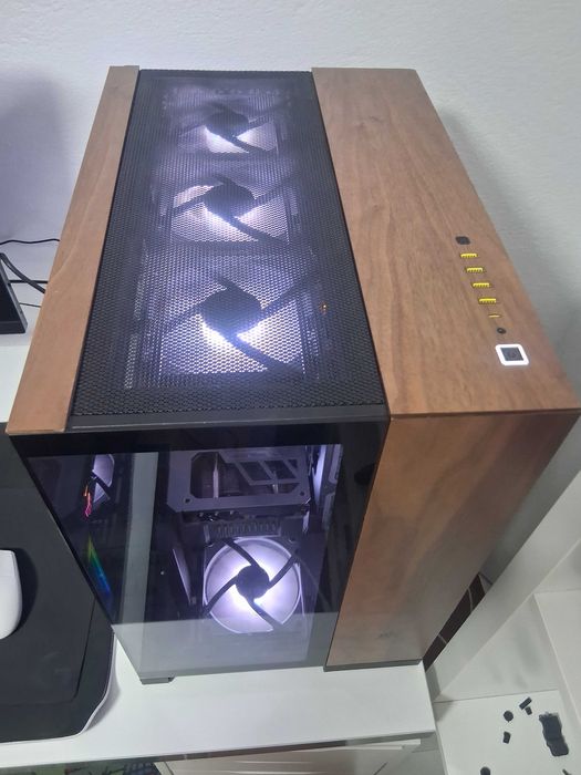 PC Gaming | Ryzen 7 7800X3D | RX 7900 XT 20GB | WC NZXT Kraken 360 | 32 GB CL30 | 2TB Gen5