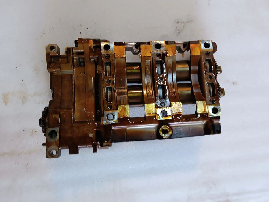 Pompa oleju BMW E87 E90 E91 E92 N46 2l.b