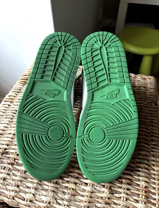 Nike Air Jordan 1 Retro High OG "Lucky Green" sneakers