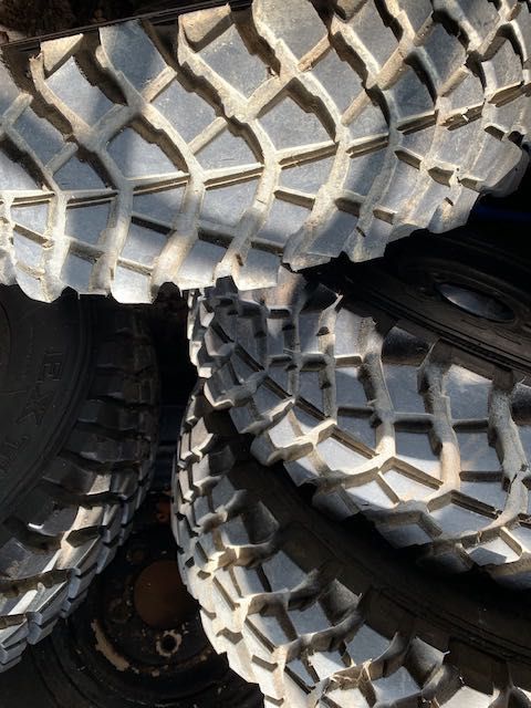 Pneus + jante 4x4 para Land Rover Serie III FEDIMA Extreme 235/85 R16