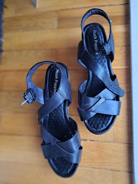 Sandálias pretas 39 Hush Peppies
