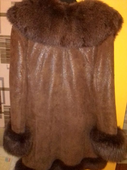 Пальто натуральная кожа +мех.