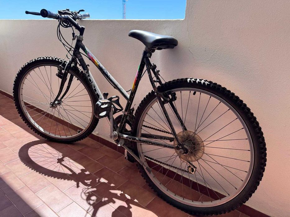 Bicicleta em boas condições