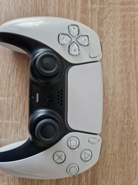 Pad ps5 biały...