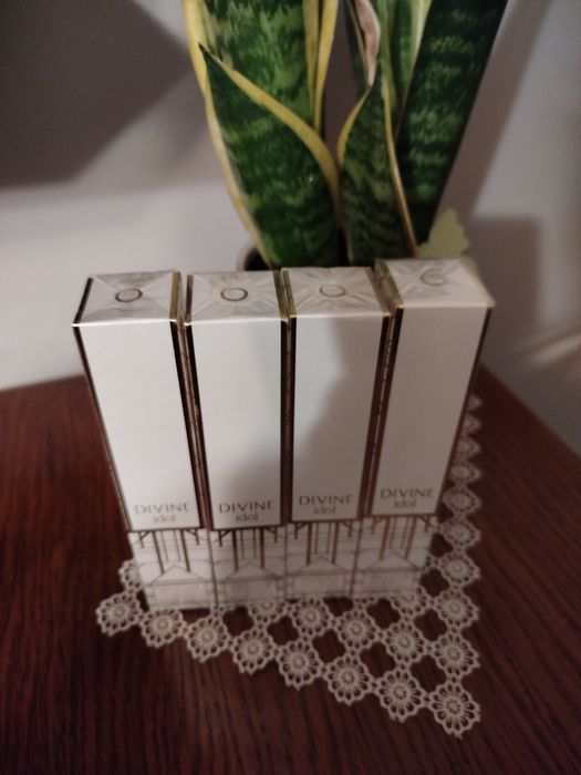 Unikat Divine idol Oriflame