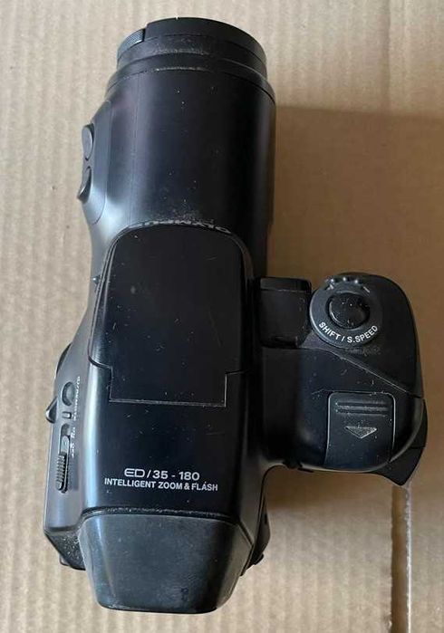 Olympus is3000 e Sony DSC-F717 camara fotografica video