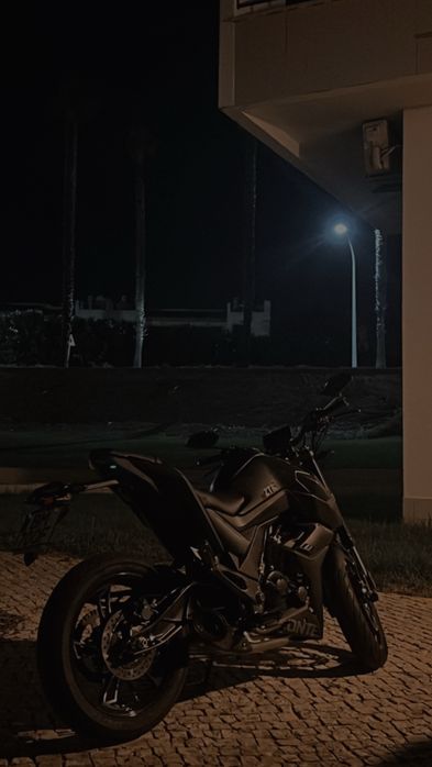 Vendo uma zontes u lcd 125.