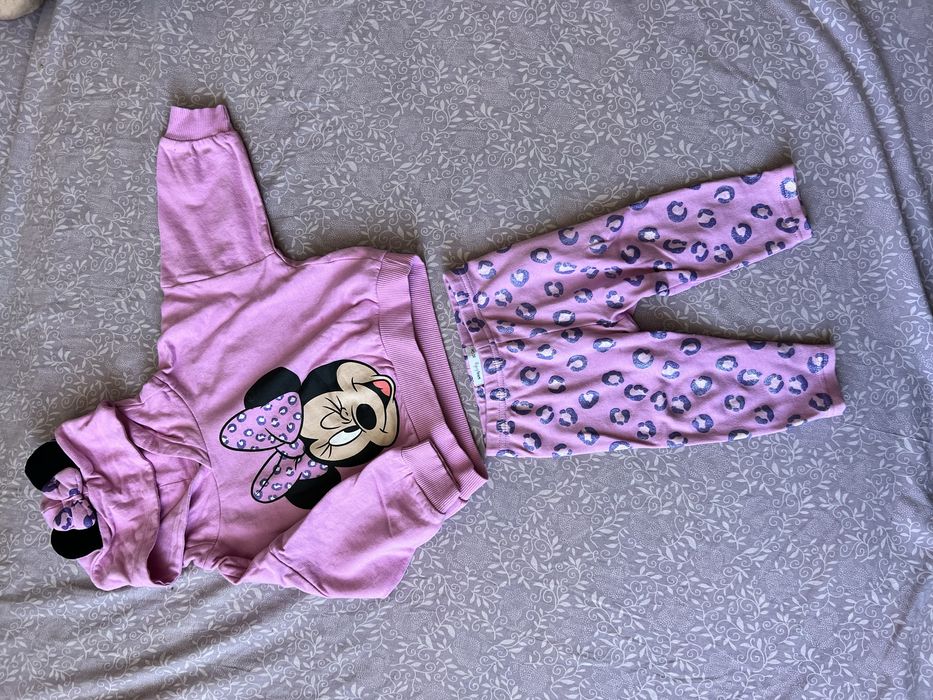 Спортивний костюм для дівчинки (80 розмір)