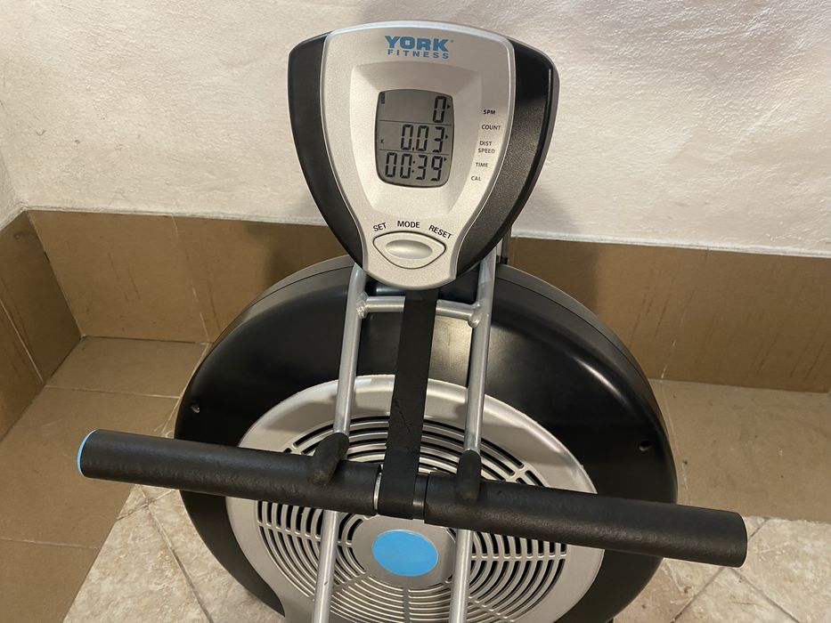 Ergometr wioslarz York r201