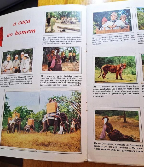 Caderneta com 300 cromos da série Sandokan, completa