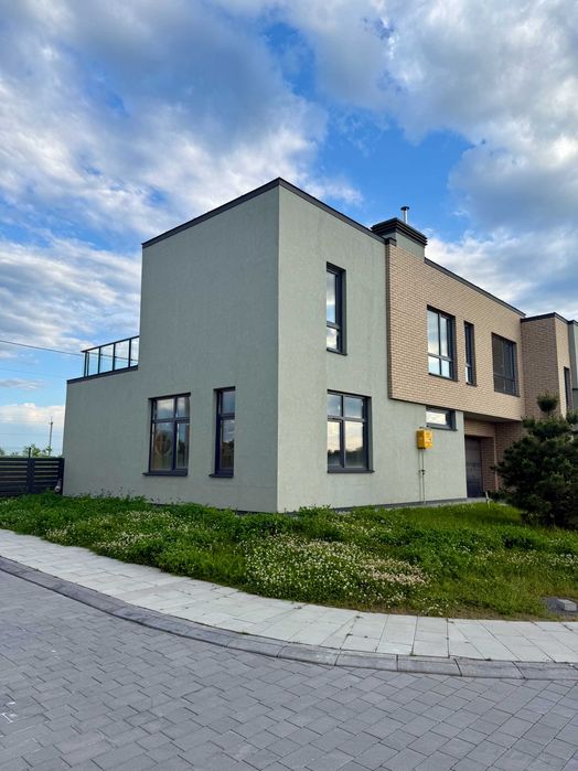 Без комісії! Продаж кутового котеджу 155,2 м² у КМ “Липові Роси”, гараж, тераса