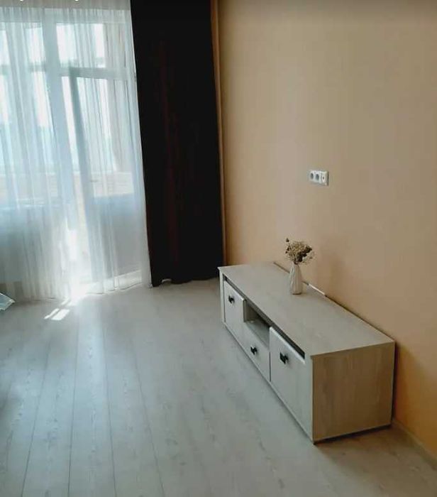 Довготривала оренда 1к квартири на вул. Добровольців/ЖК Ассоль