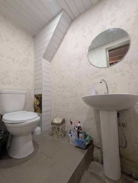 Приміщення на Петропавлівській