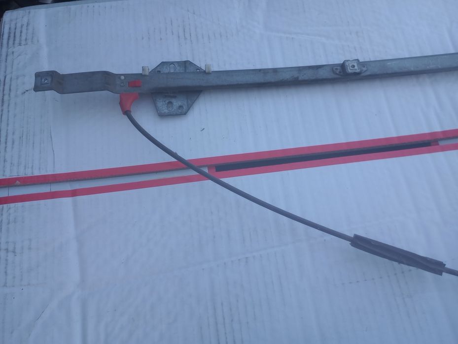 VW Transporter T4 mechanizm szyby podnośnik lewy przód manualny