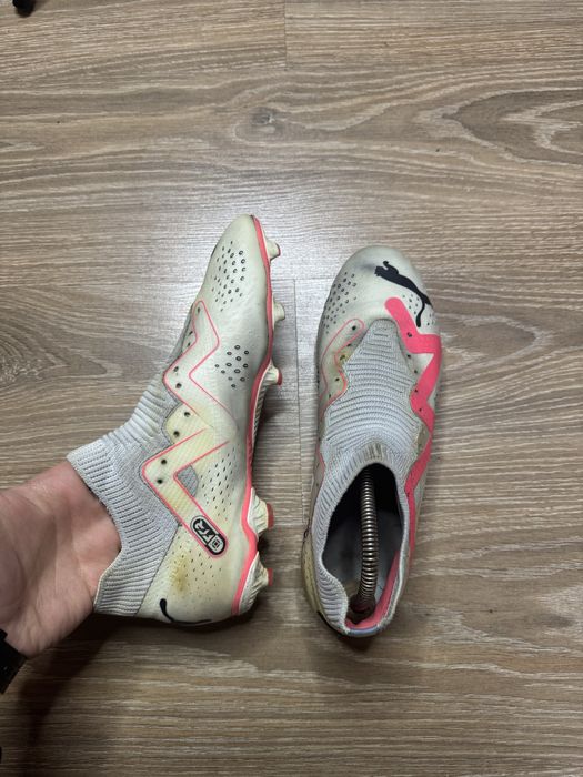 Бутси Puma.
