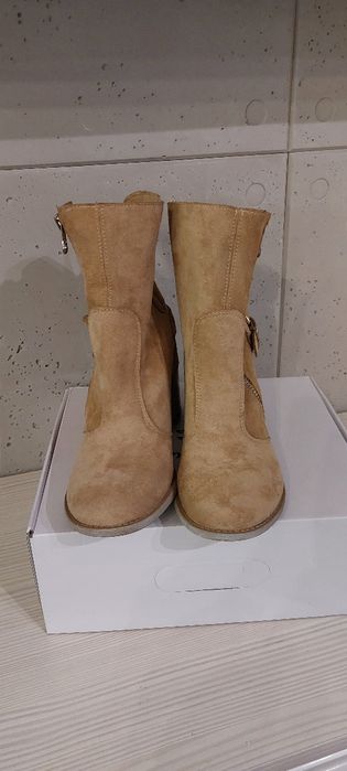 Buty damskie zamszowe r. 40