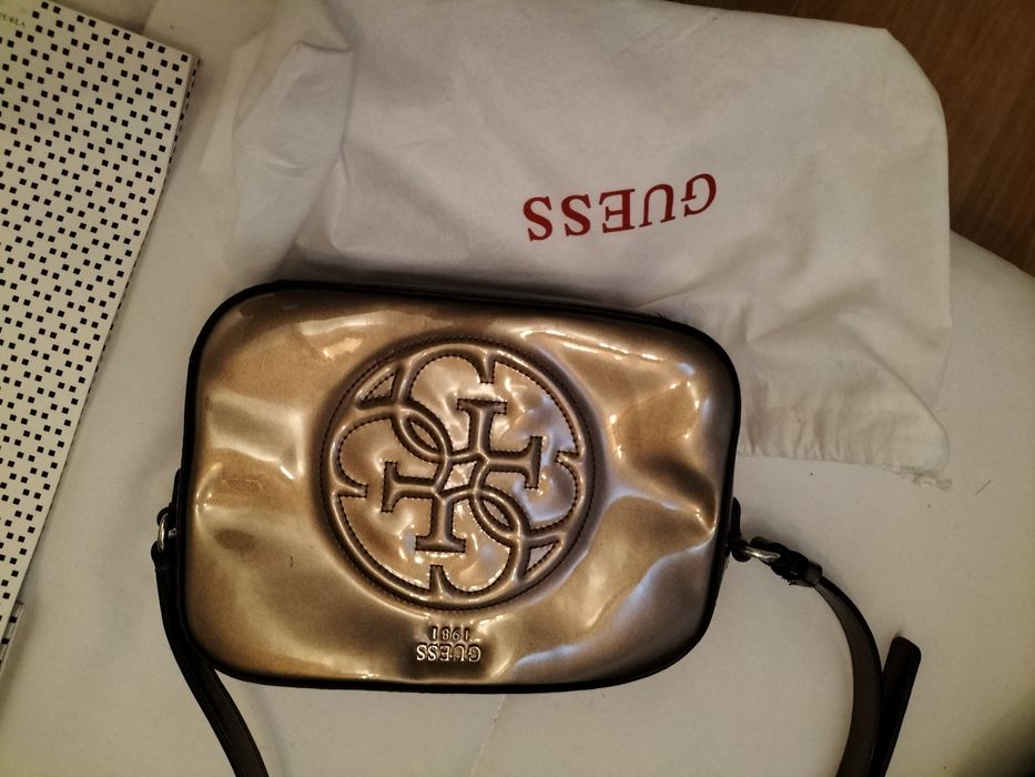 mala Guess Nova linda