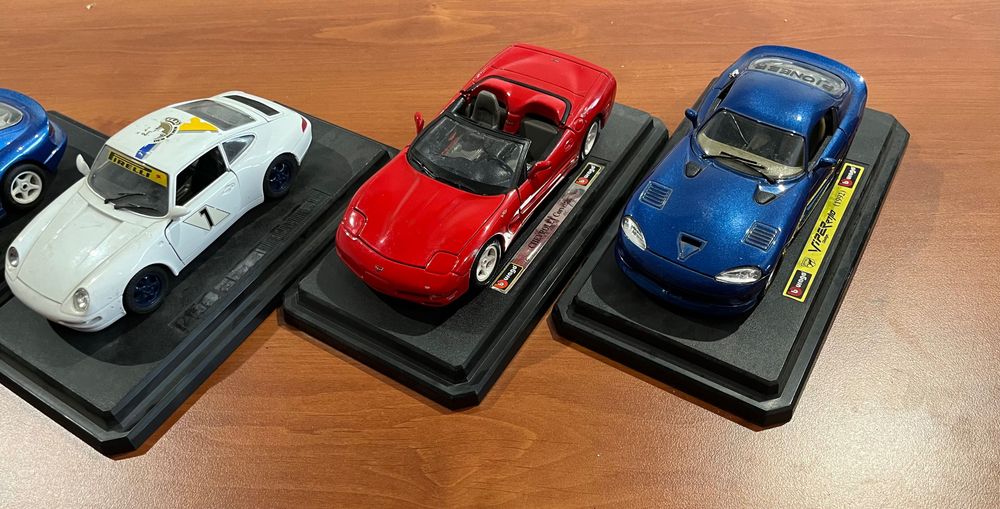Burago 1:24 viper Corvette porsche