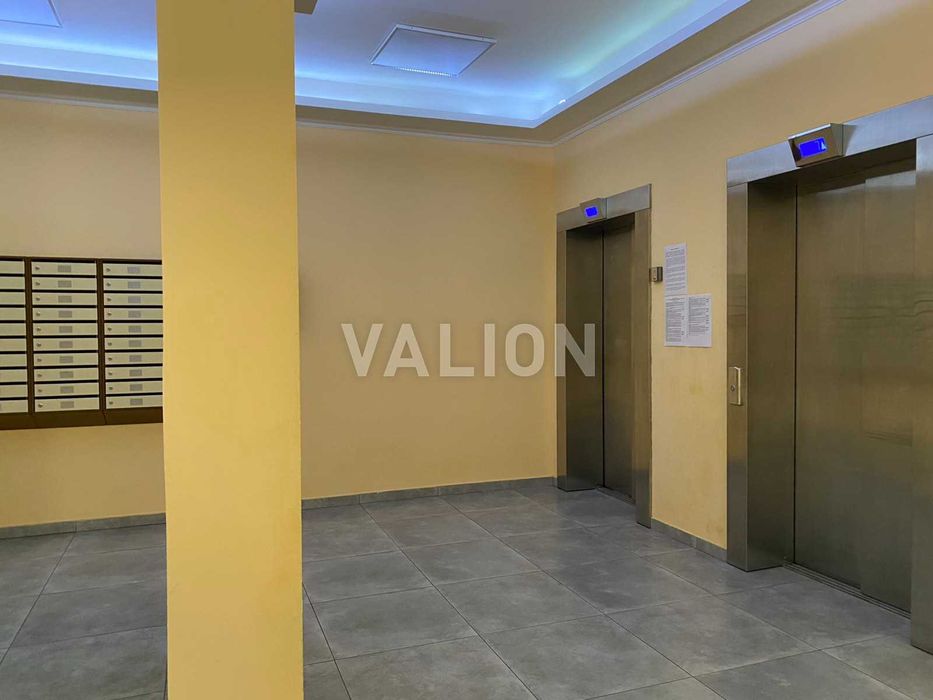 Без % Продаж 2к. квартири, 67кв.м, Варшавський мікрорайон, Виноградарь