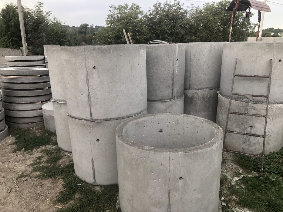Бетоні кільця для криниць , септиків , водовідведення