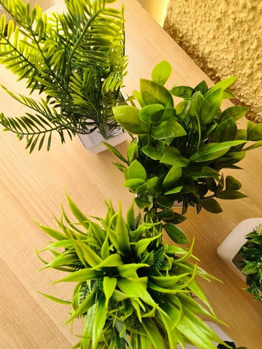 Sztuczne kwiaty z doniczkami 6 szt. zestaw roślin sztucznych