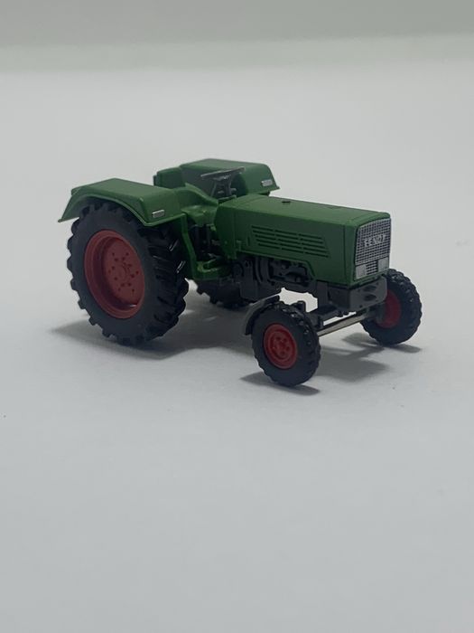 Fendt Farmer 2S Wiking escala 1/87