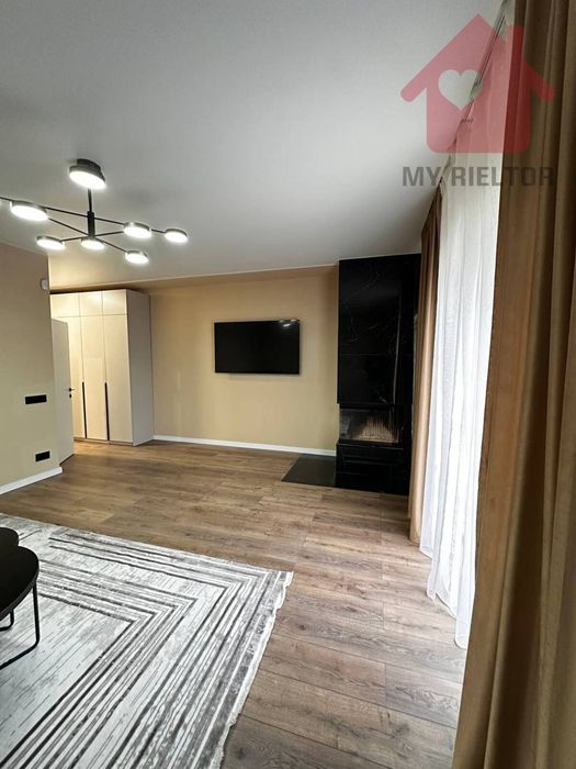 Продаж будинку у новому котеджному містечку!