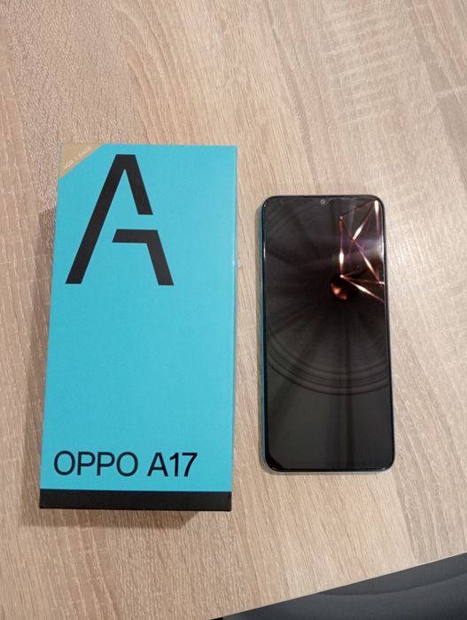 Telemóvel OPPO A17