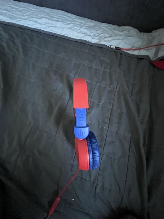 JBL JR310-дитячи дротові навушники