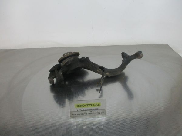 Manga de eixo frente esquerda VOLKSWAGEN Passat (3B3)