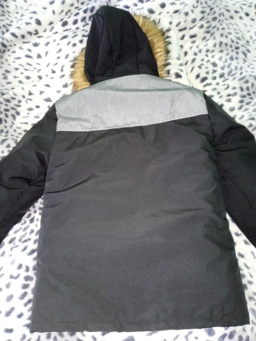 Дитячя зимова куртка