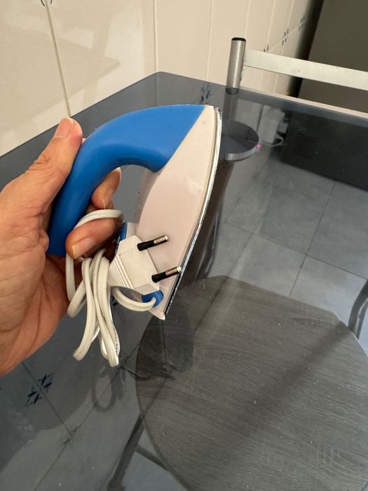 Mini ferro de engomar