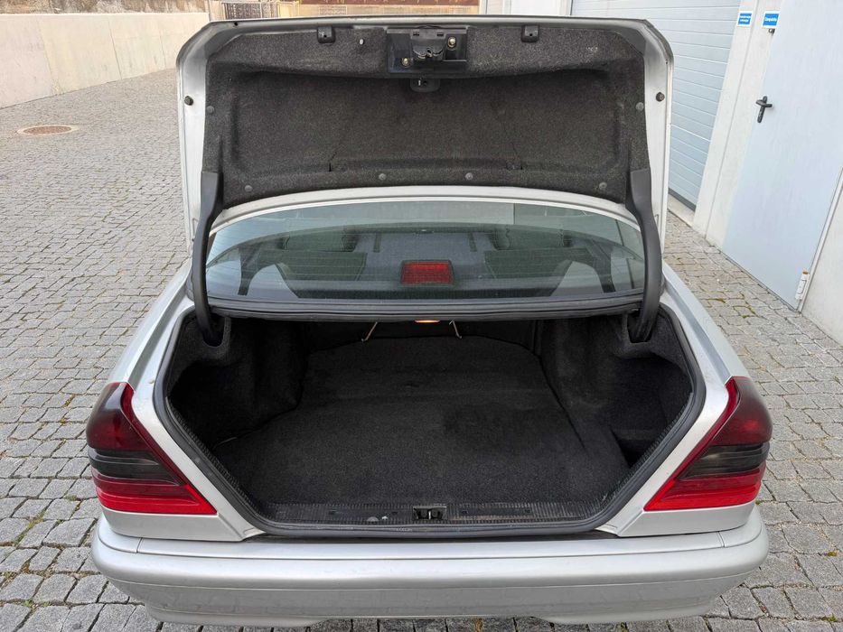 Mercedes-Benz C-250 TD Sport - Desde 60€/mês