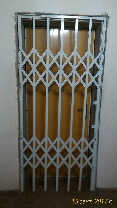 Розсувні грати решітки від виробника