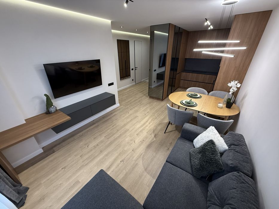 ВЛАСНИК! ЖК Варшавський 2. 1-к Ква-ра 46,3м2. вул. Родини Крістерів,14