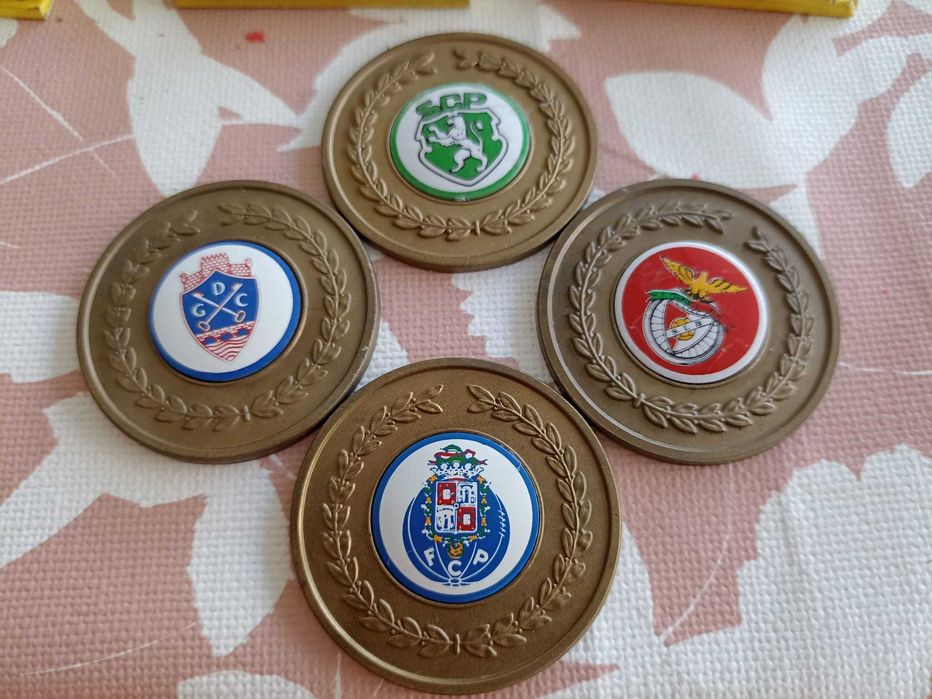 Medalhas Clubes de Futebol antigas para colecionadores