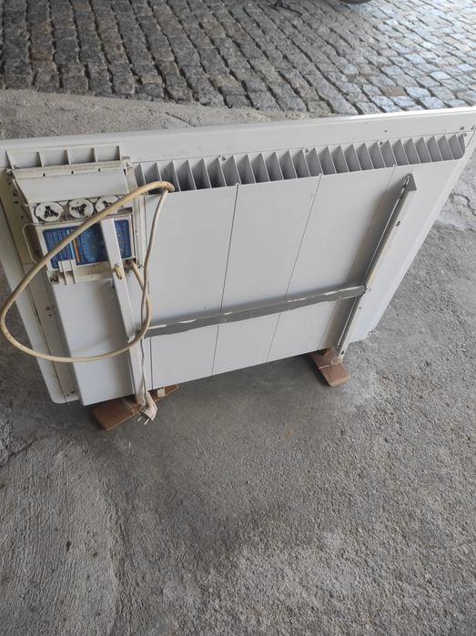 Aquecedores de parede (3 disponíveis)