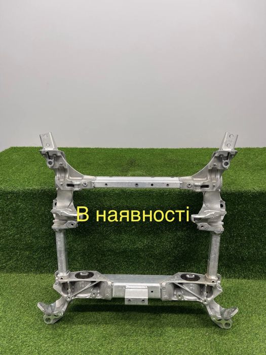 Передній підрамник audi e-tron