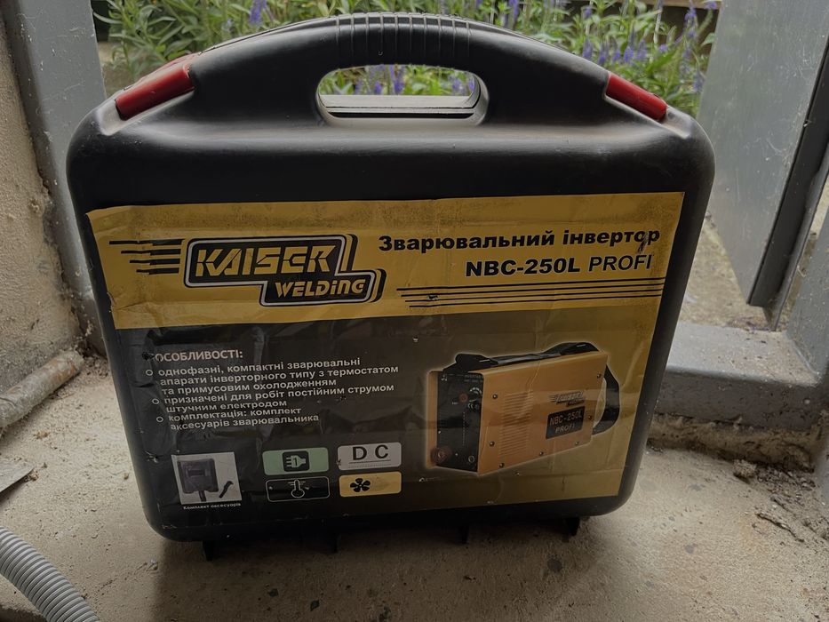 Зварювальний апарат Kaiser Welding NBC-250L