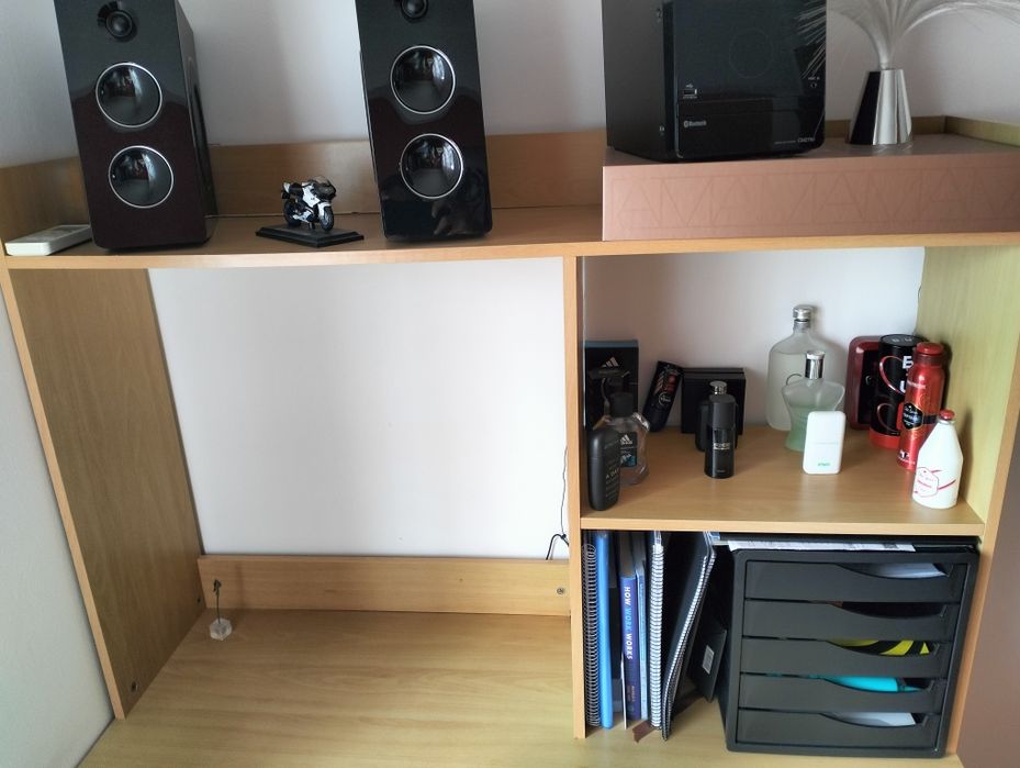 Conjunto secretária + cadeira