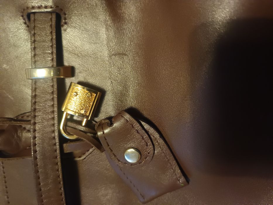 Mala pele muito gira